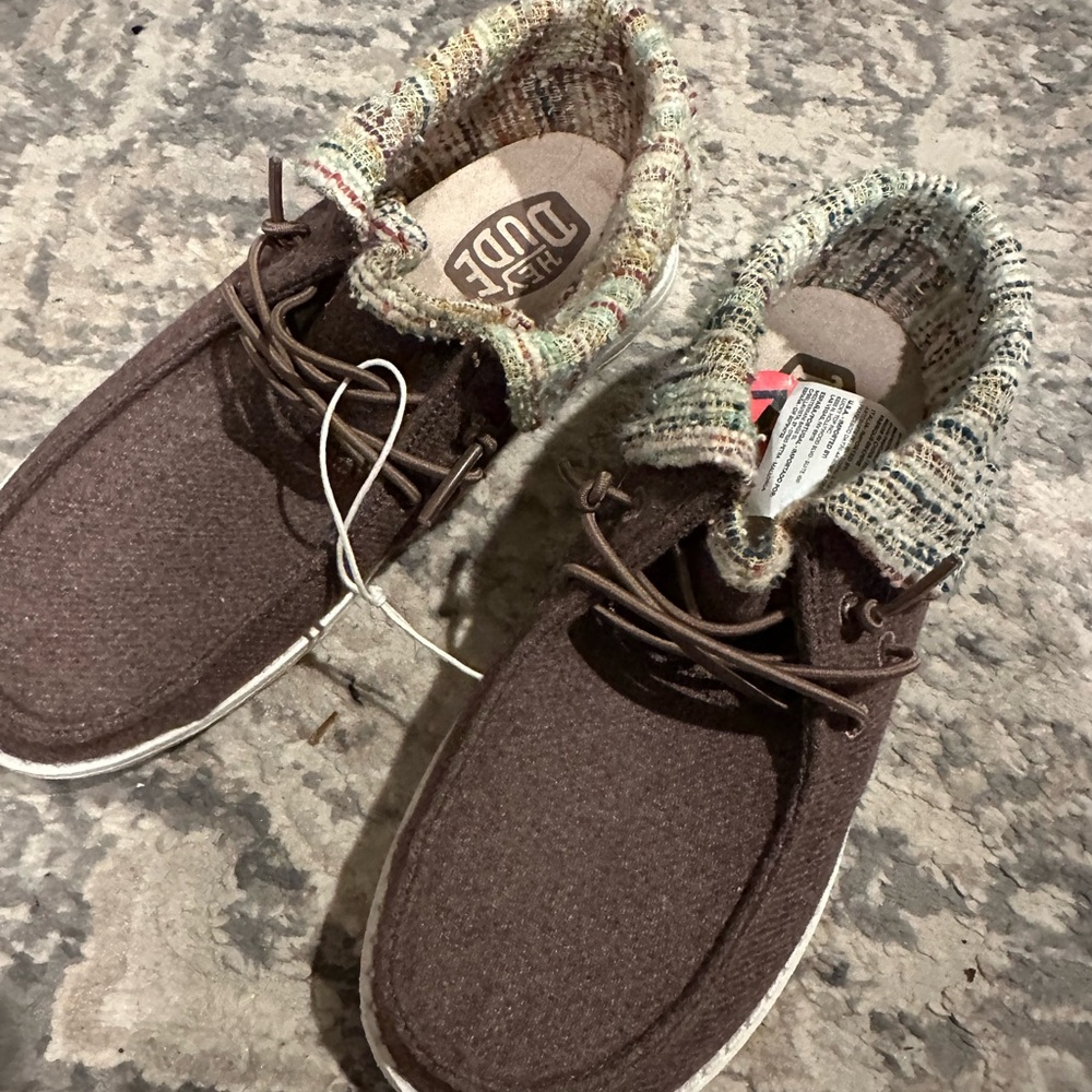 Hey Dude girls Brown Knit Loafers NWOT